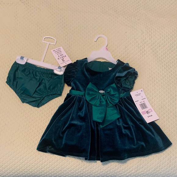 Rare Editions Green Velvet Kids Formal Dress - Picture 1 of 4